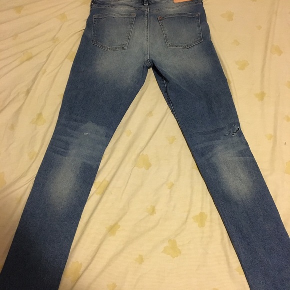 H&M Skinny Knee Ripped Jeans - Picture 2 of 7